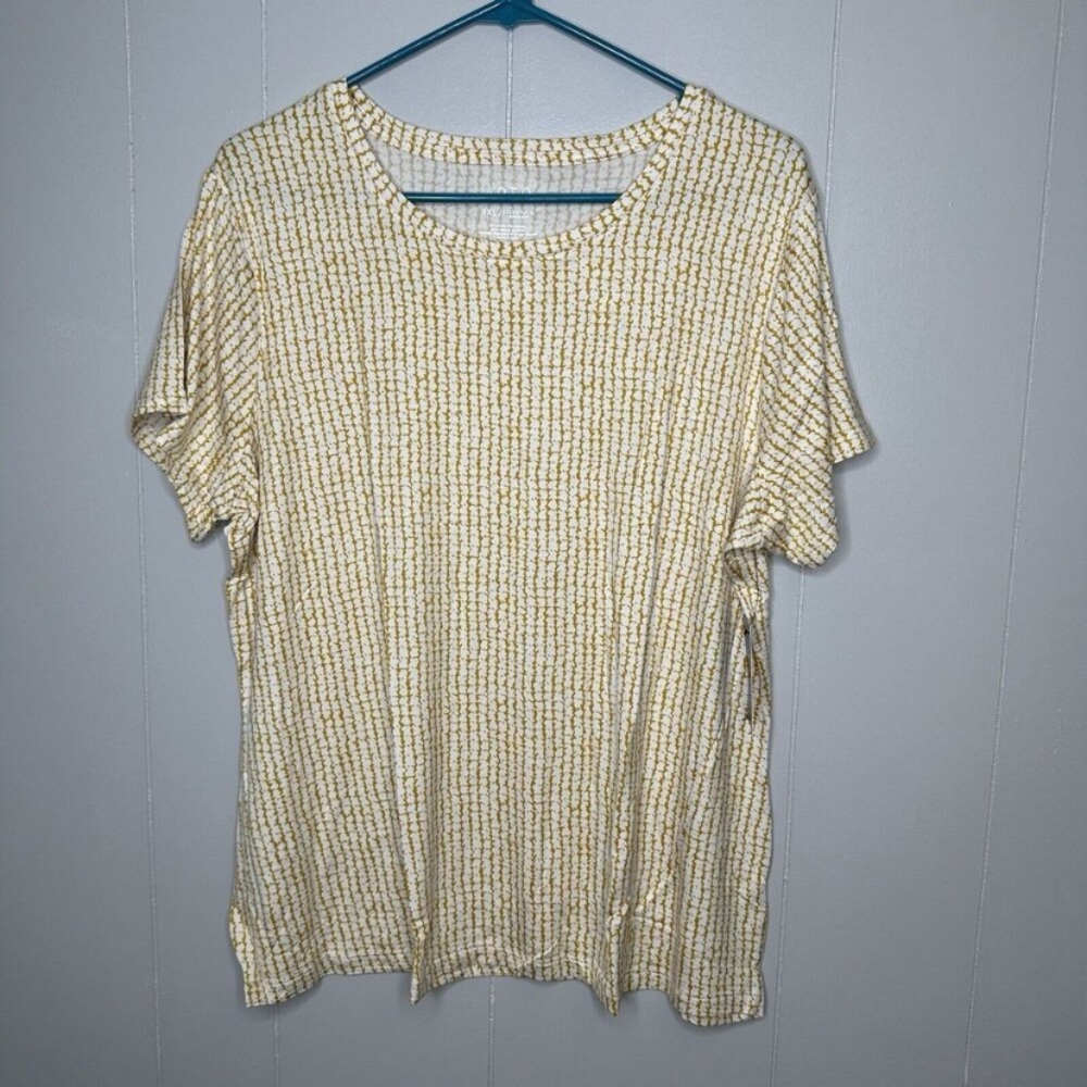 Women’s Apt. 9 Yellow-Gold & White Patterned Essential Crewneck Tee. Size XXL